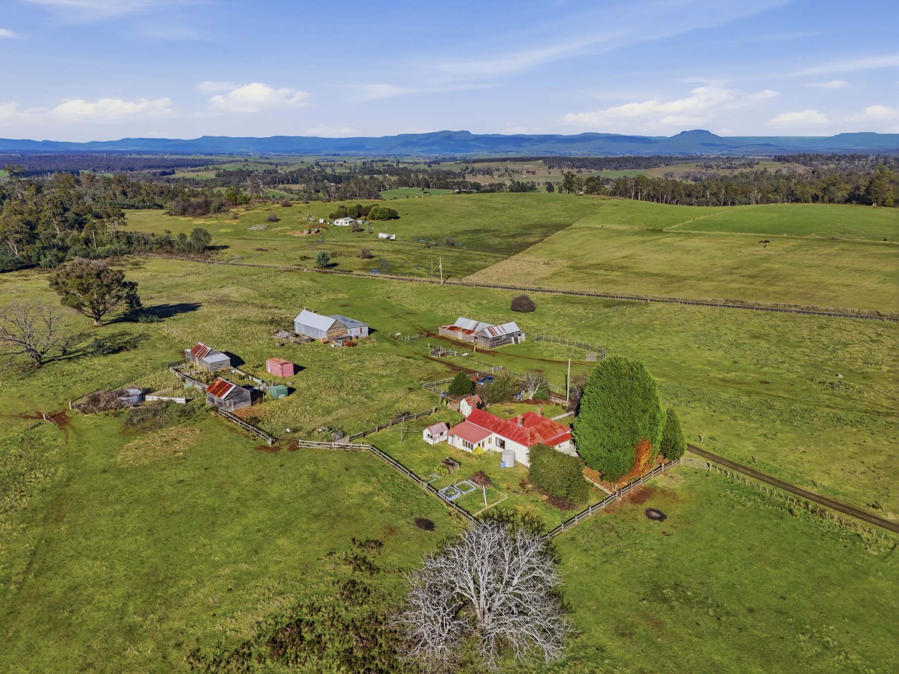 1157 Bridgenorth Road, Bridgenorth For Sale by Farmbuy.com - image 5