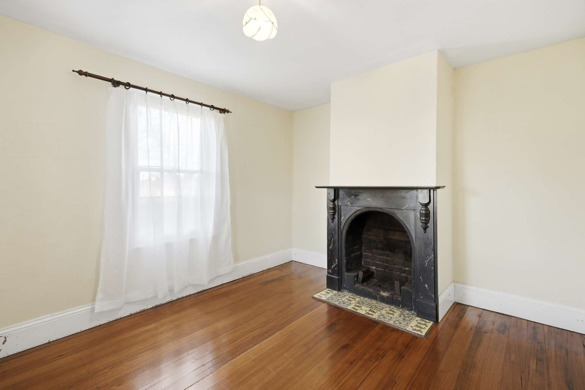 1157 Bridgenorth Road, Bridgenorth For Sale by Farmbuy.com - image 13