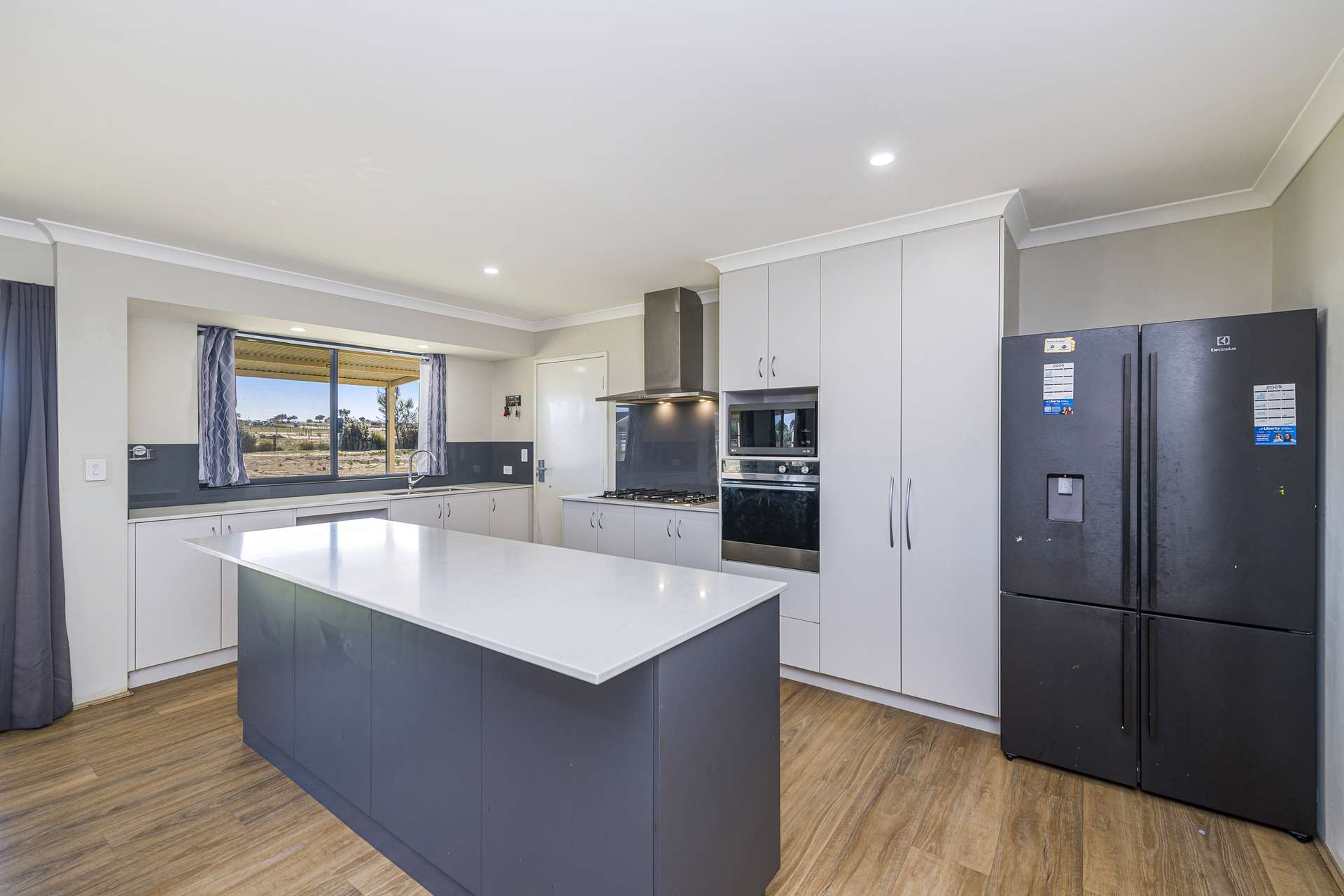 20 Sceptrum Avenue, Chittering For Sale by Farmbuy.com - image 11