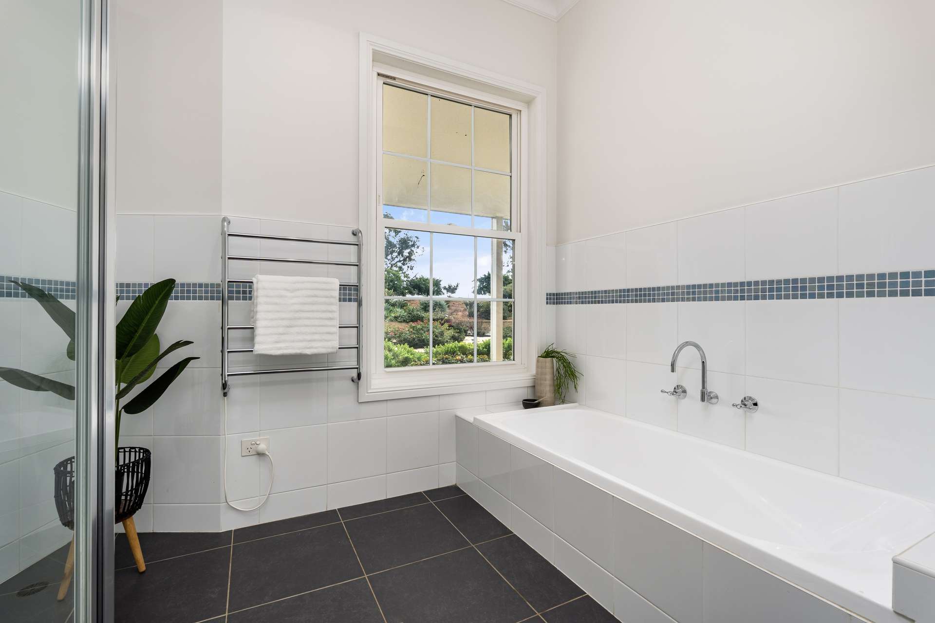 57 Eagle Rise Road, Table Top For Sale by Farmbuy.com - image 20