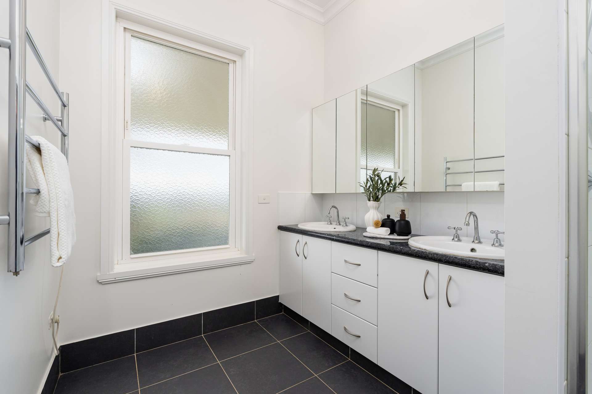 57 Eagle Rise Road, Table Top For Sale by Farmbuy.com - image 21