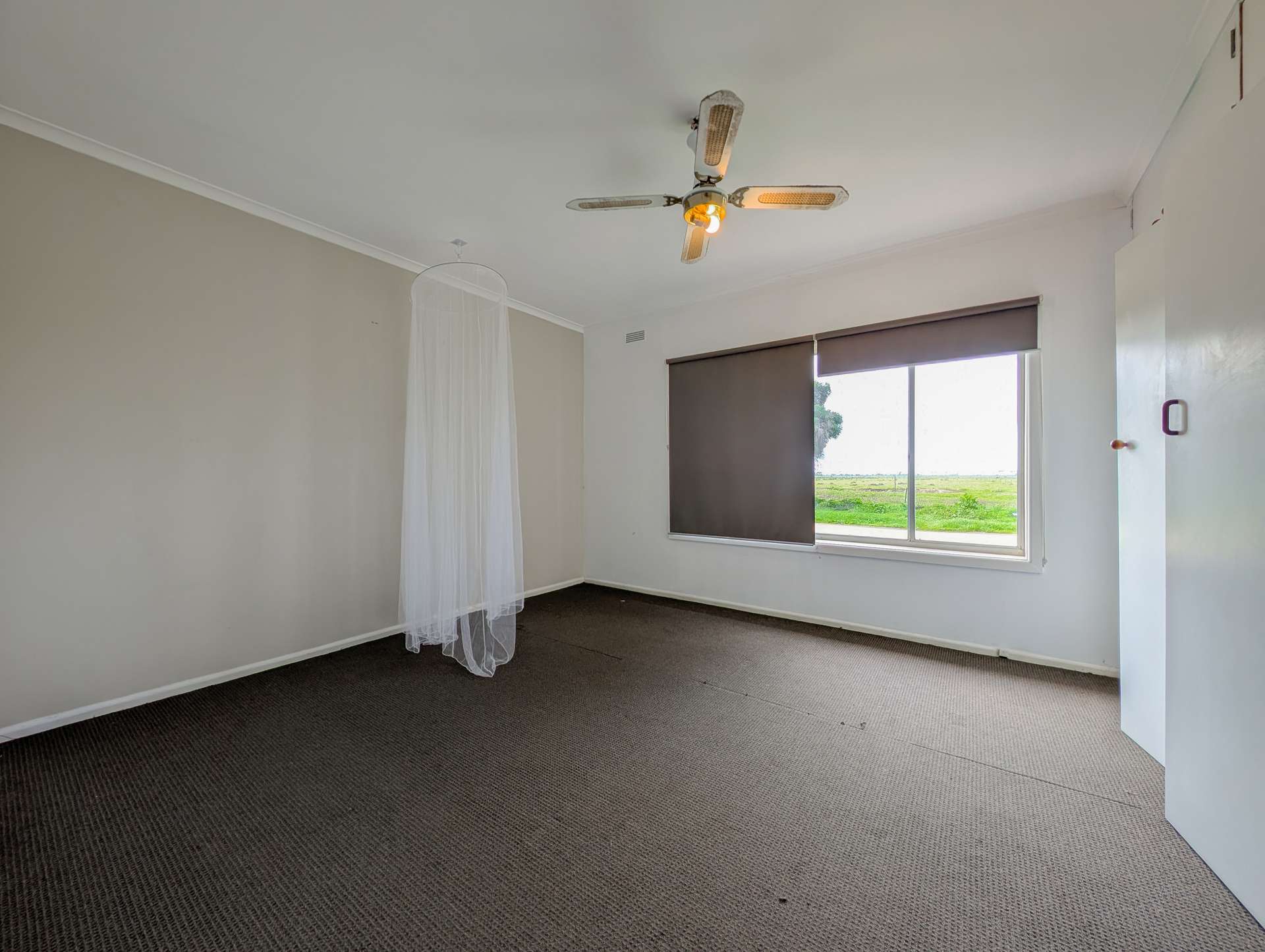 142 Walker Lane, Wakool For Sale by Farmbuy.com - image 11