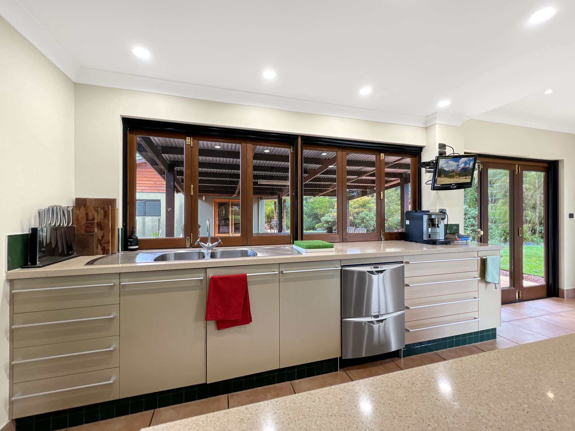 13123 Kennedy Highway, Ravenshoe For Sale by Farmbuy.com - image 5