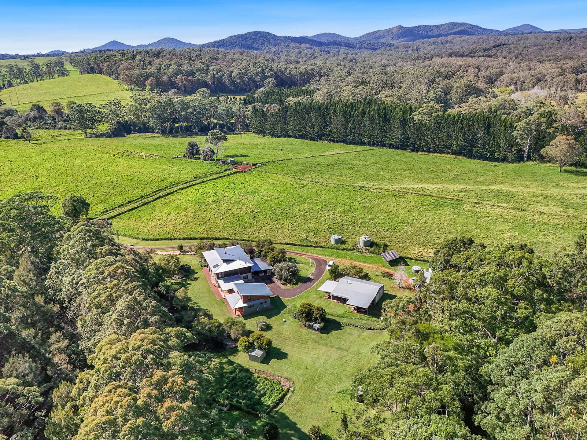 13123 Kennedy Highway, Ravenshoe For Sale by Farmbuy.com - image 1