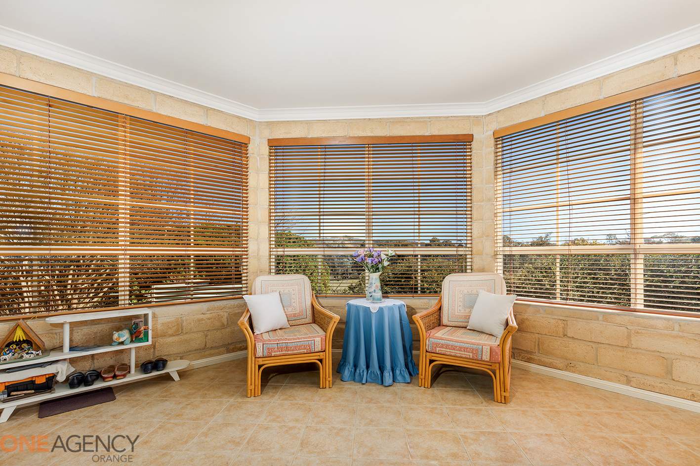 14 Winter Lane, Orange For Sale by Farmbuy.com - image 16