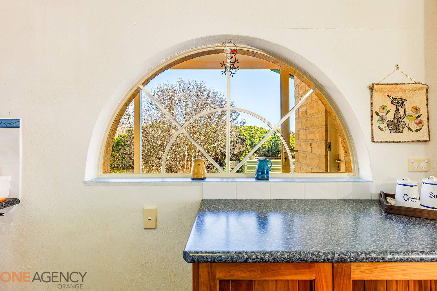 14 Winter Lane, Orange For Sale by Farmbuy.com - image 7