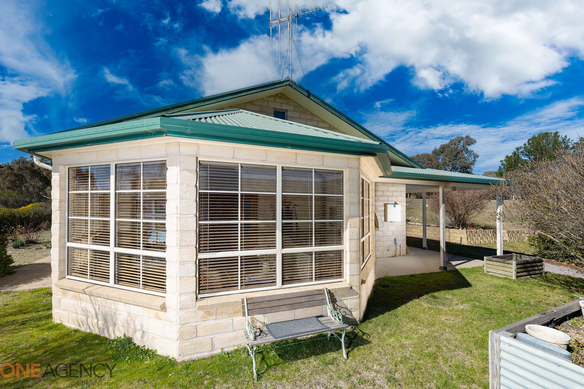 14 Winter Lane, Orange For Sale by Farmbuy.com - image 17