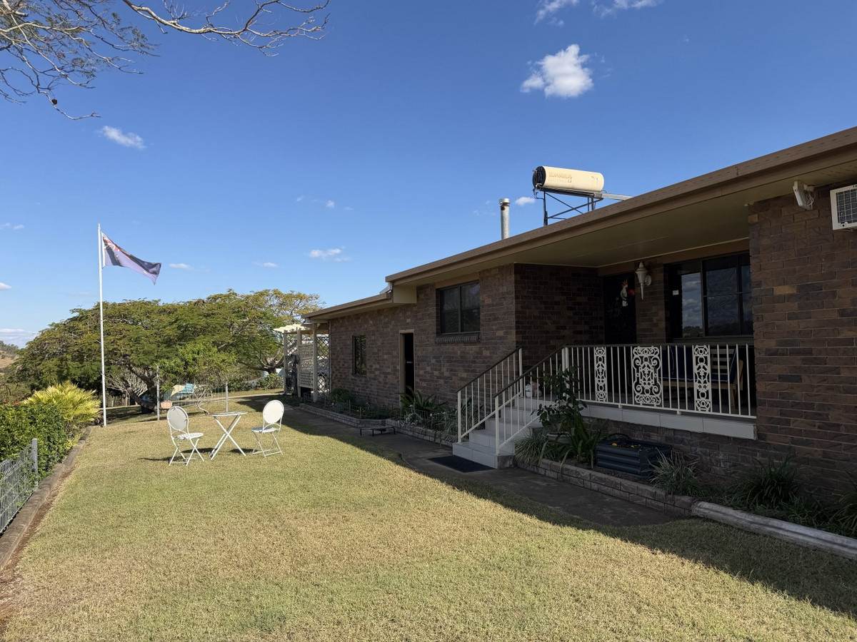 69 Stanley Road, Monto For Sale by Farmbuy.com - image 2