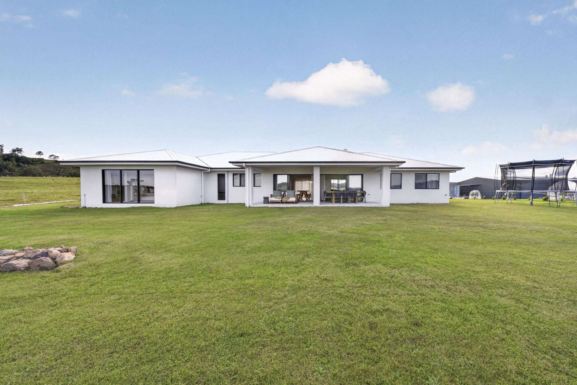 422 Bacon Cct, Tabbil Creek For Sale by Farmbuy.com - image 17
