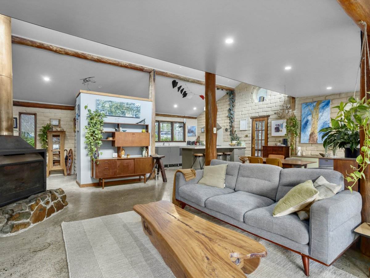 146 Factory Road, Mitchells Island For Sale by Farmbuy.com - image 4