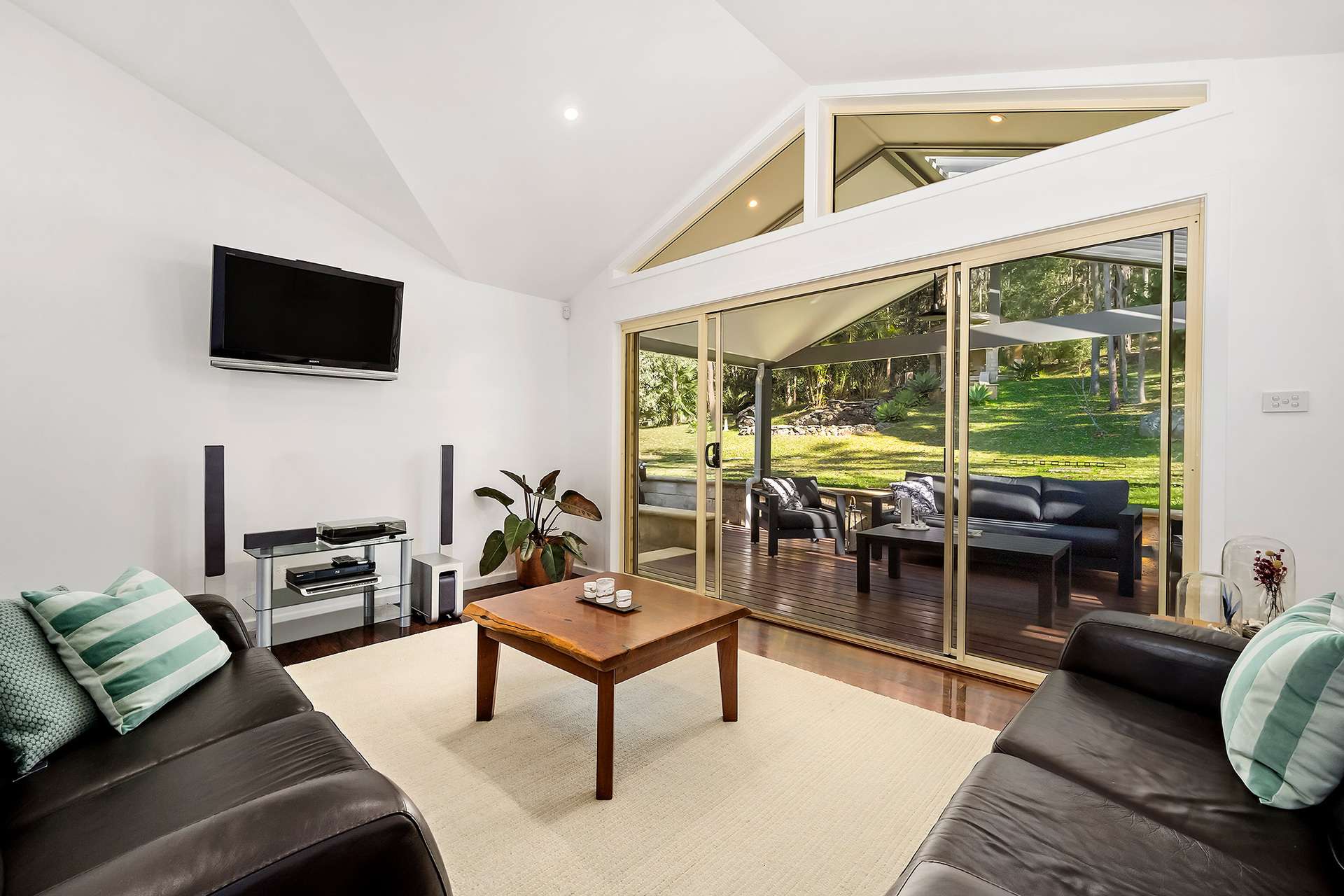 10 Forest Oak Place, Caves Beach Sold by Farmbuy.com - image 5