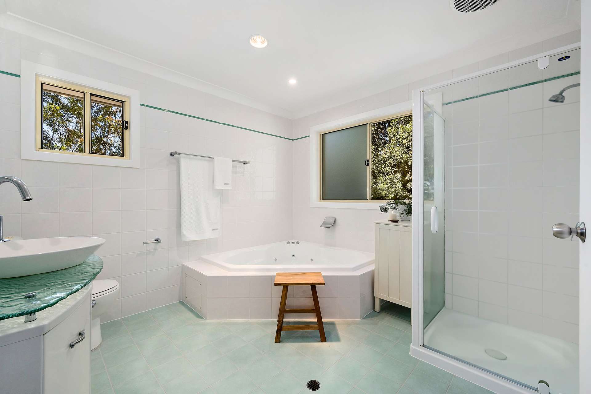 10 Forest Oak Place, Caves Beach Sold by Farmbuy.com - image 13