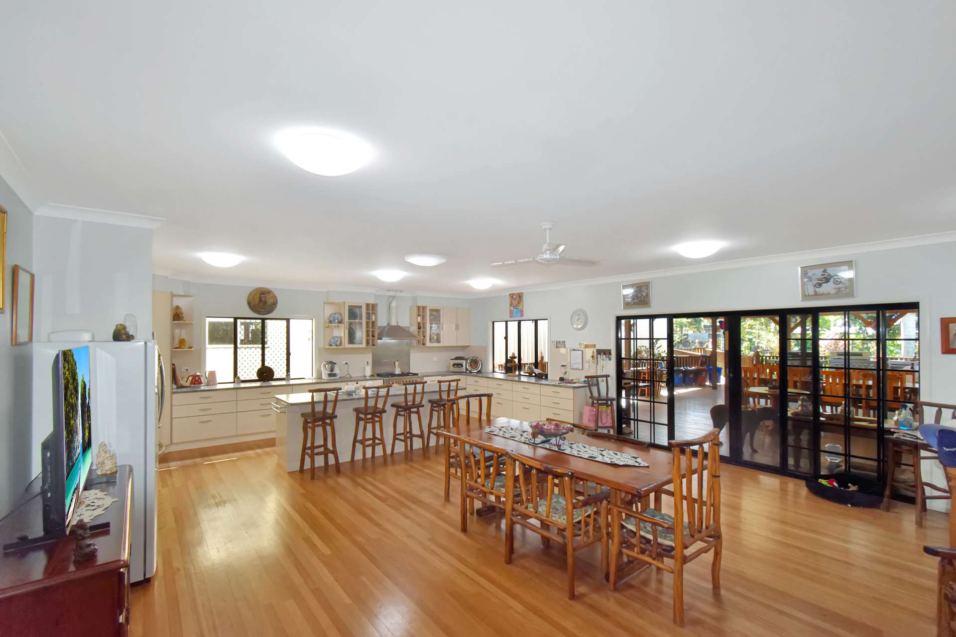 17-19 Usher Road, Mount Julian Auction by Farmbuy.com - image 4