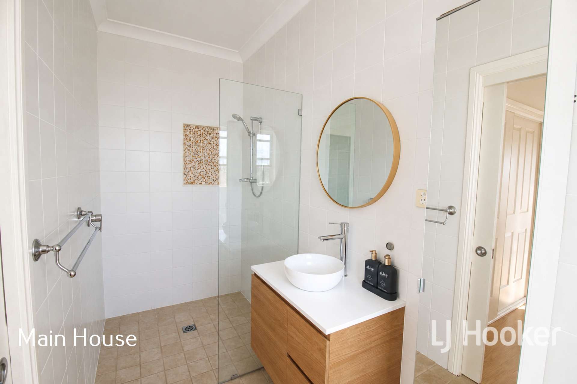 2312 Elsmore Road, Inverell For Sale by Farmbuy.com - image 9