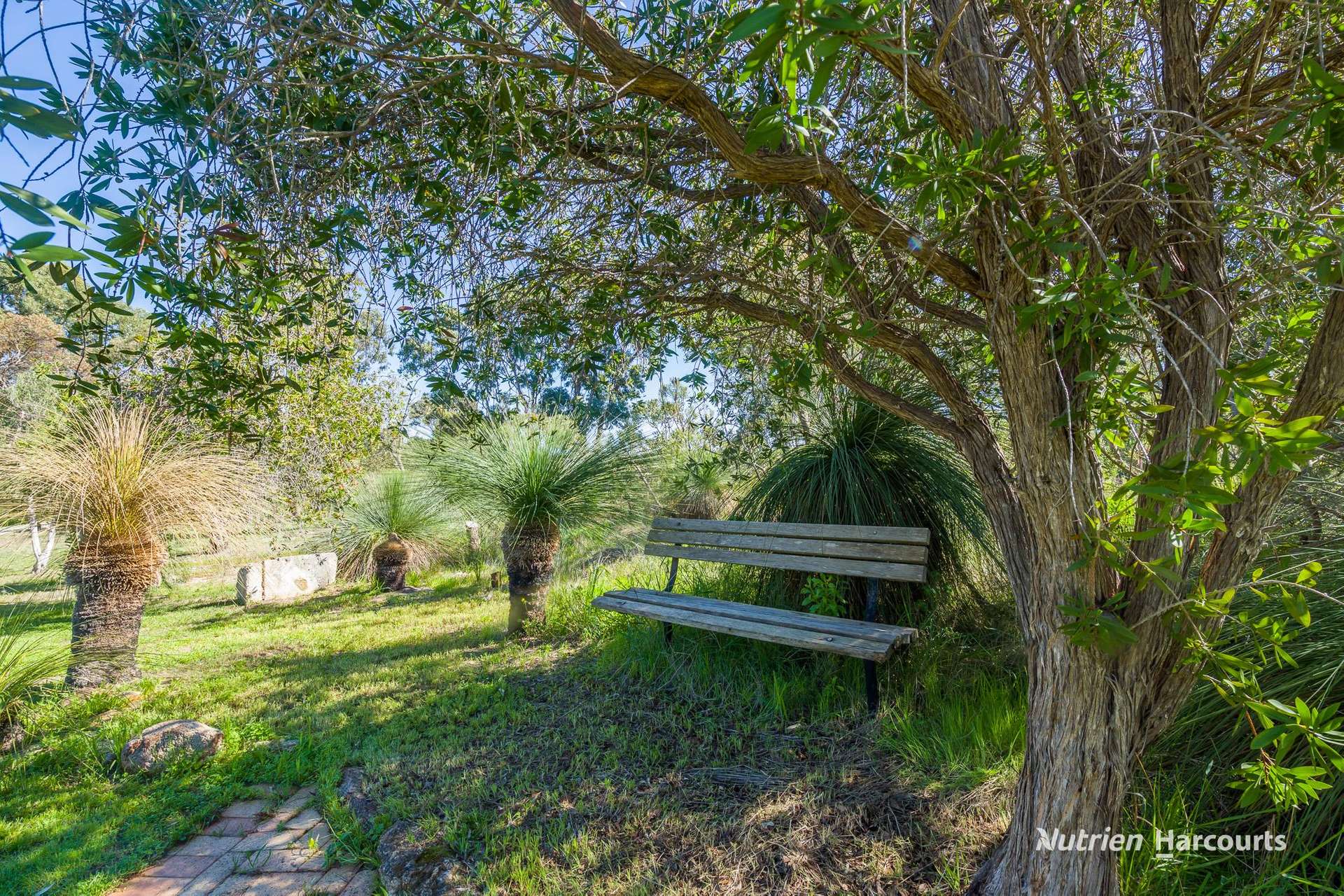 74 Birdwood Drive, Woodridge For Sale by Farmbuy.com - image 24