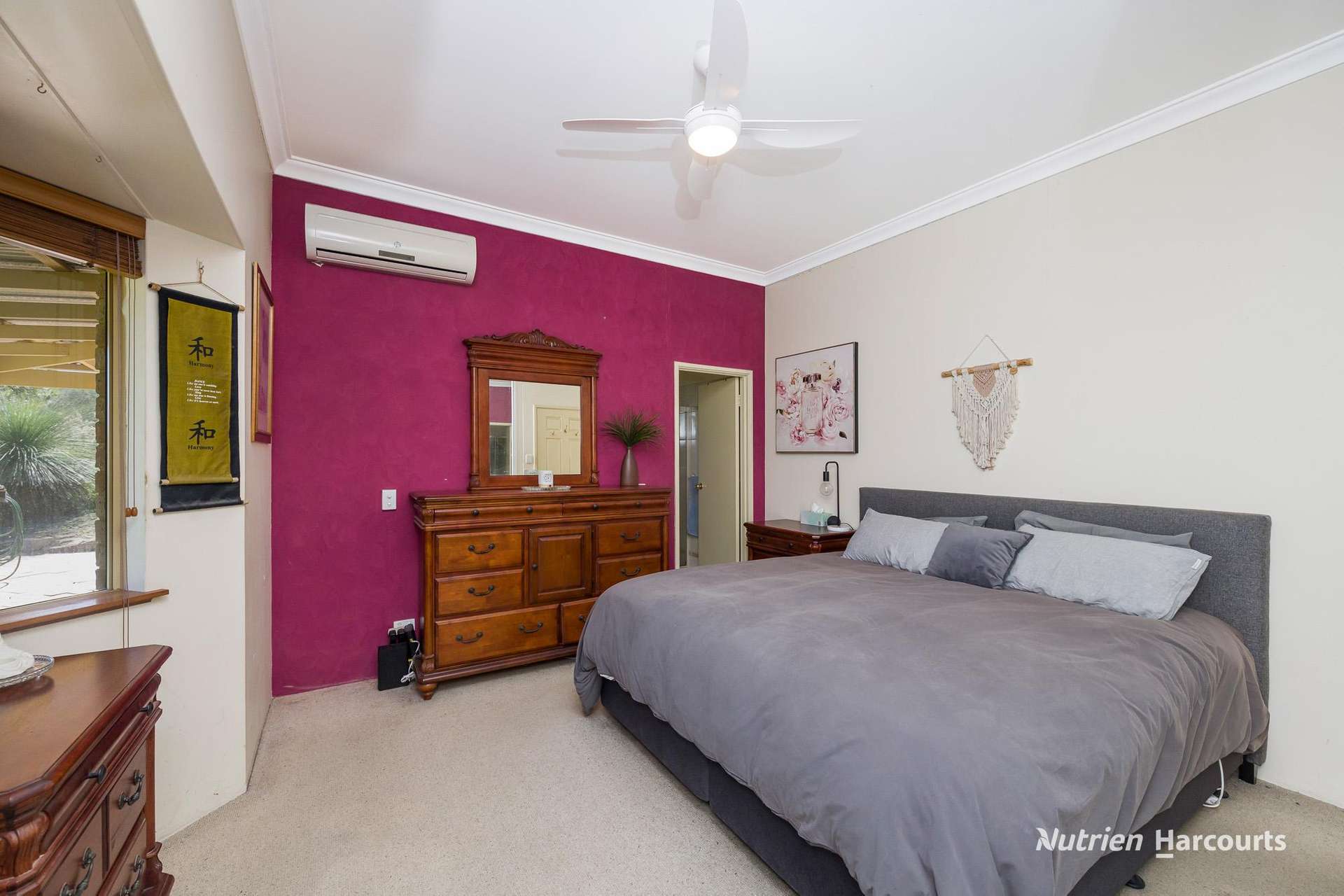 74 Birdwood Drive, Woodridge For Sale by Farmbuy.com - image 15