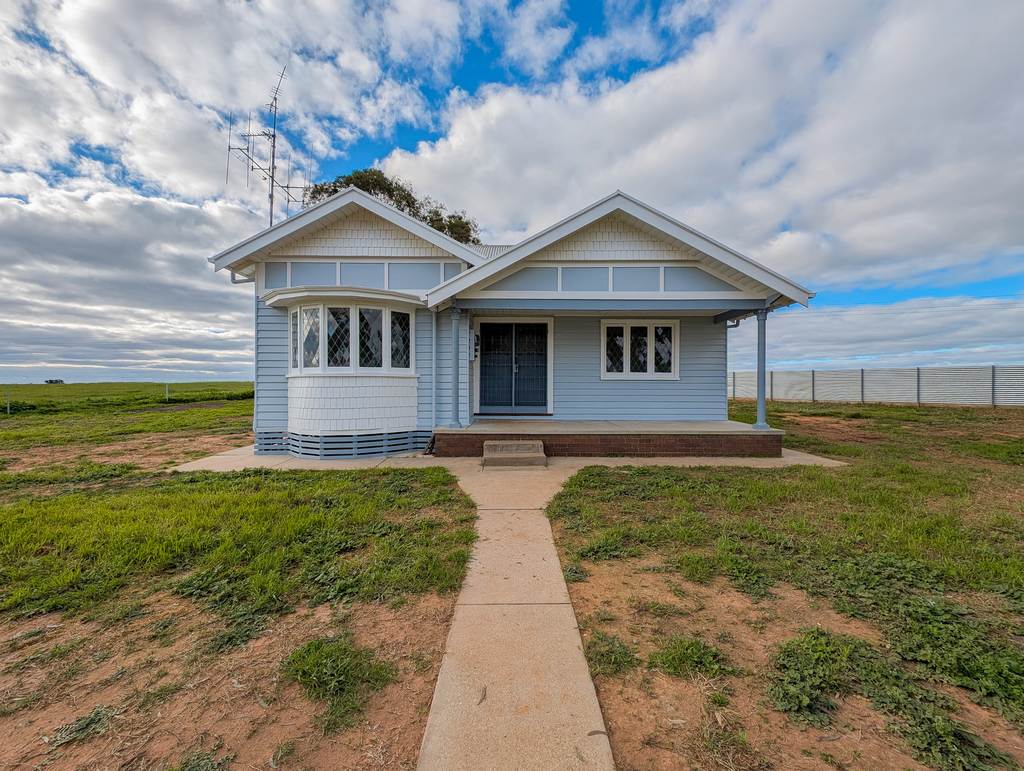 1298 Kerang-Murrabit Road, Kerang VIC 3579