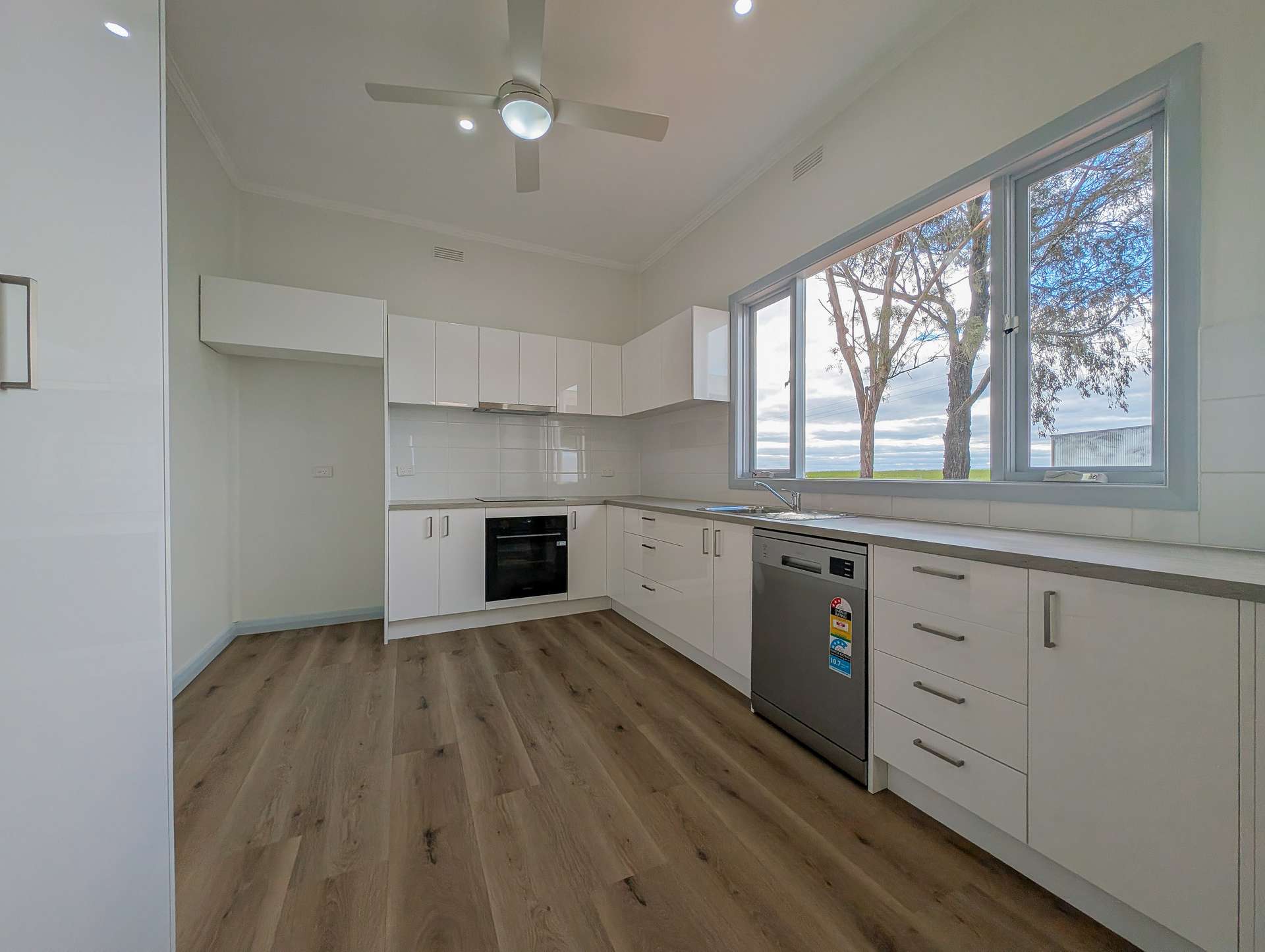 1298 Kerang-Murrabit Road, Kerang For Sale by Farmbuy.com - image 4