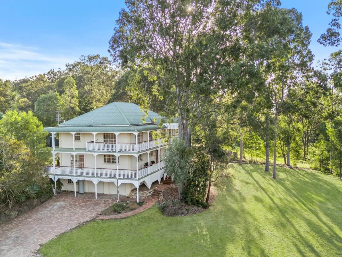 202 San Fernando Drive, Worongary For Sale by Farmbuy.com - image 3