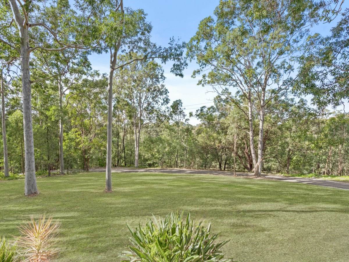 202 San Fernando Drive, Worongary For Sale by Farmbuy.com - image 2