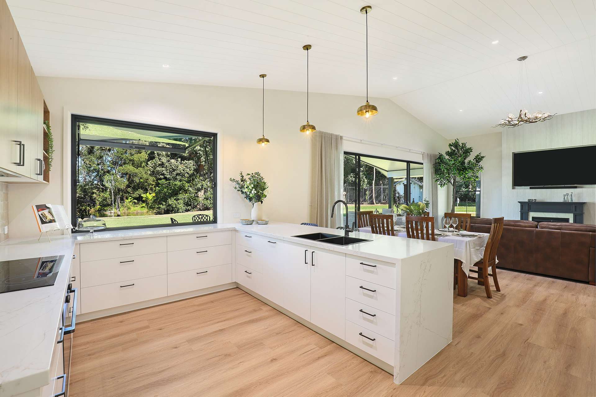 32 Thompson Road, Beerwah For Sale by Farmbuy.com - image 18