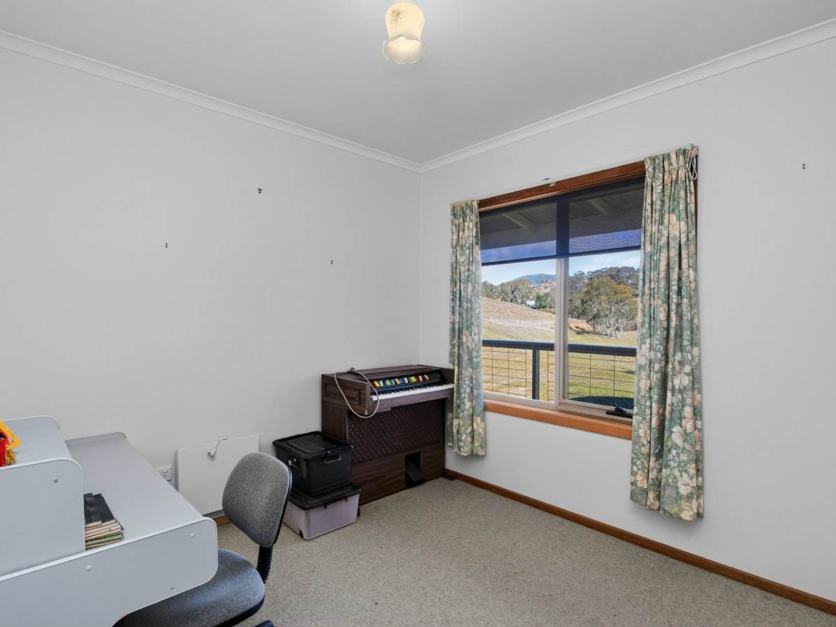 9345 Great Alpine Road, Omeo For Sale by Farmbuy.com - image 7
