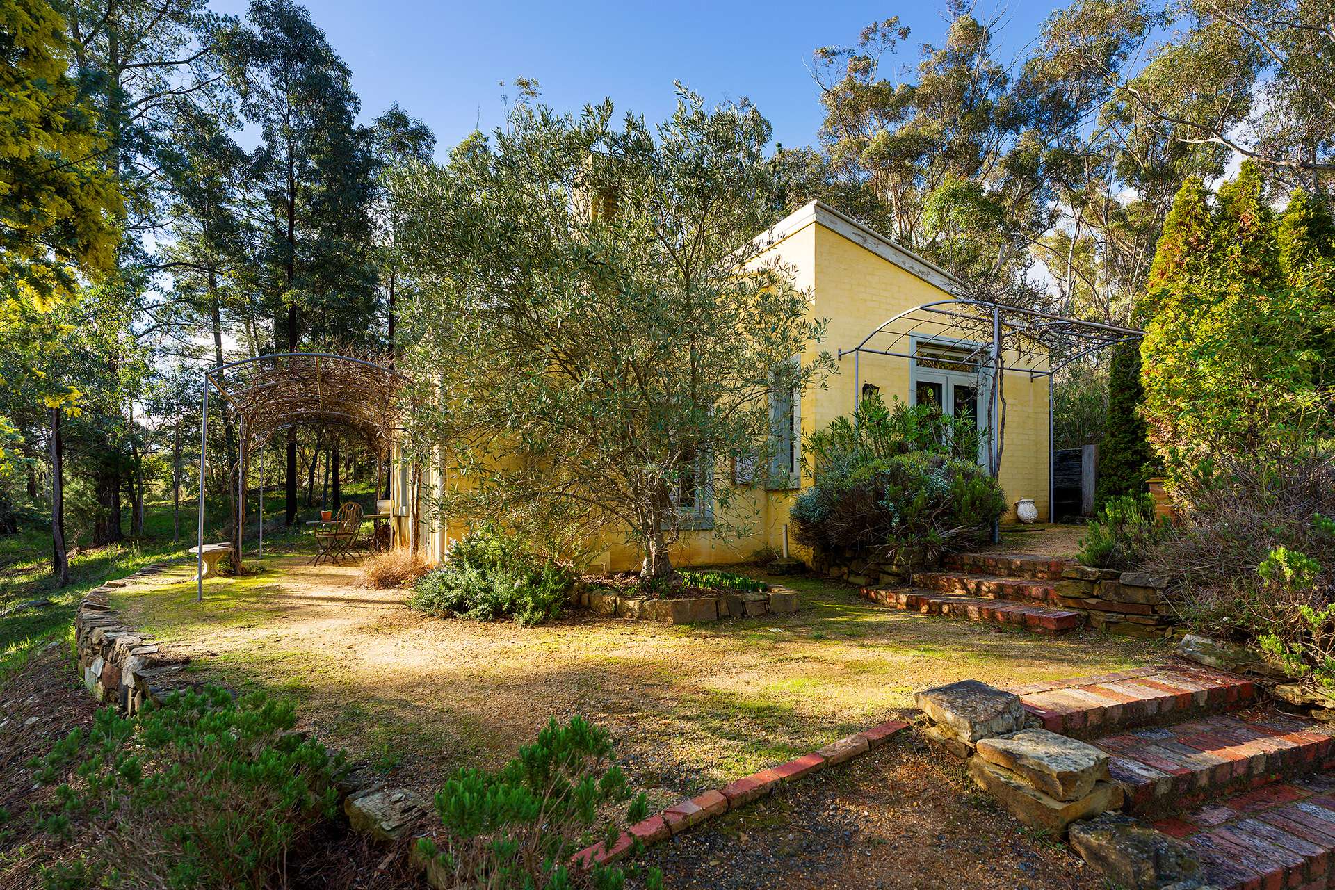 95 Lyttleton Street, Castlemaine For Sale by Farmbuy.com - image 27