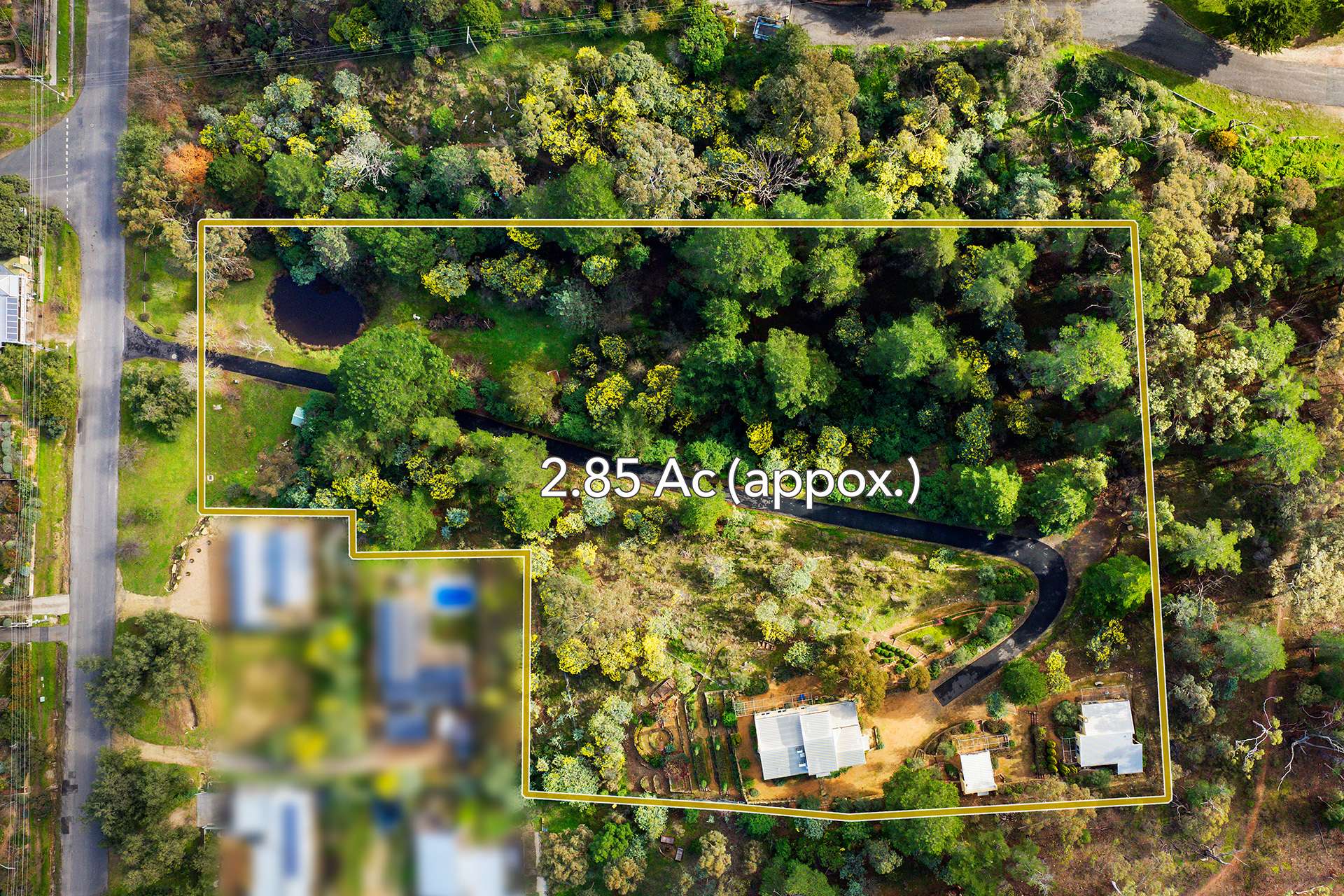 95 Lyttleton Street, Castlemaine For Sale by Farmbuy.com - image 32