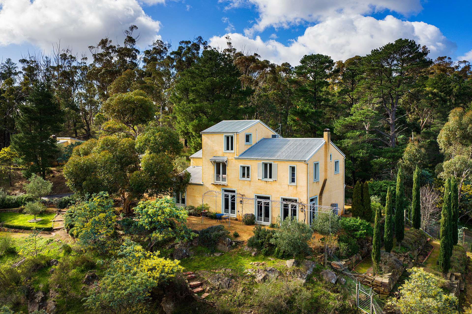 95 Lyttleton Street, Castlemaine For Sale by Farmbuy.com - image 10