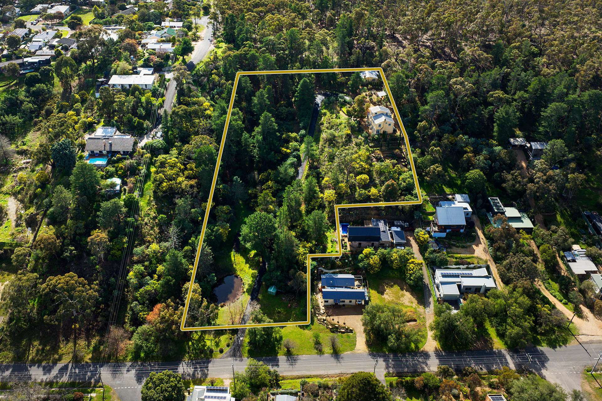 95 Lyttleton Street, Castlemaine For Sale by Farmbuy.com - image 35