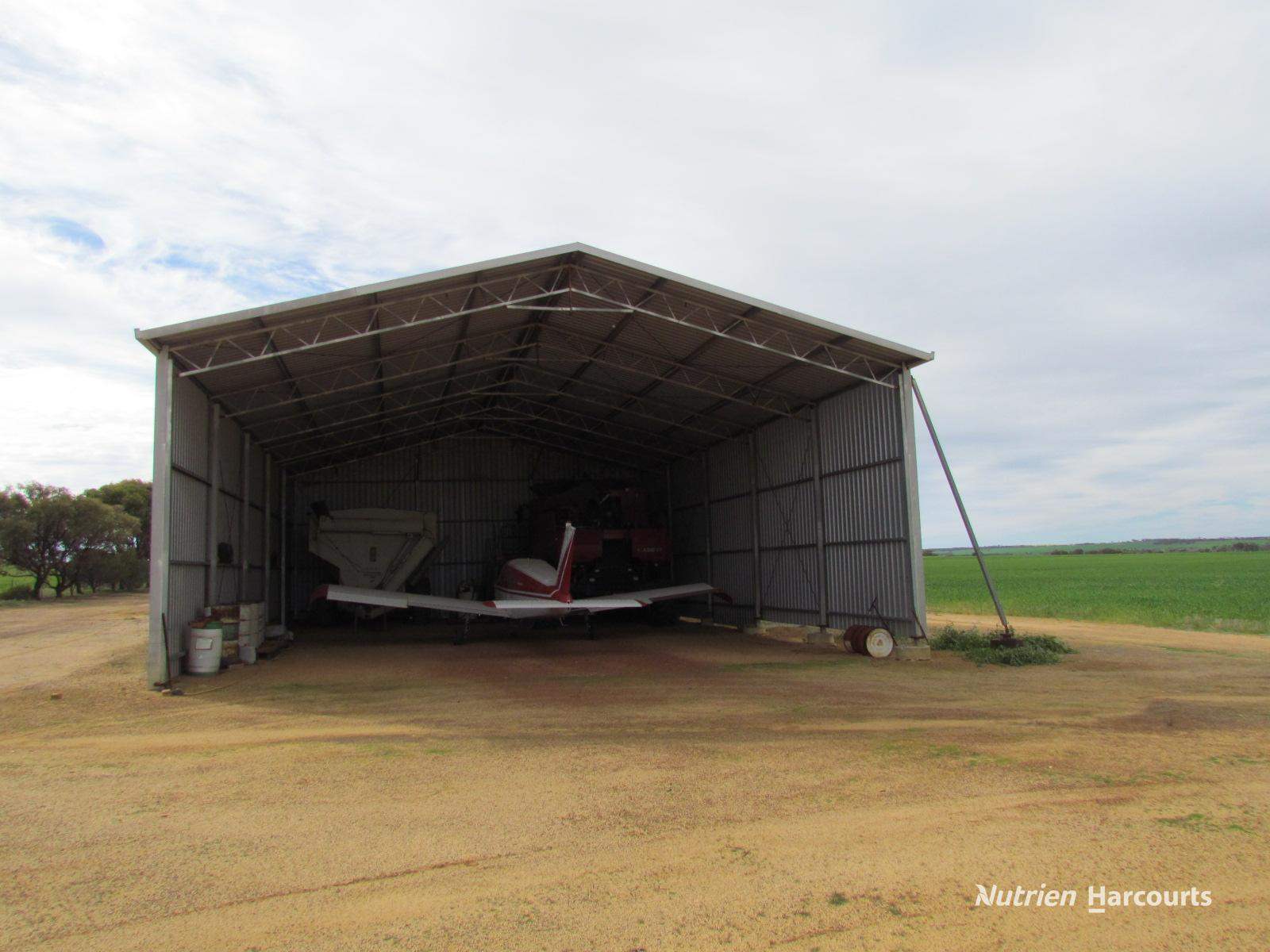 984 Lampard Tremlett Road, Coorow For Sale by Farmbuy.com - image 16