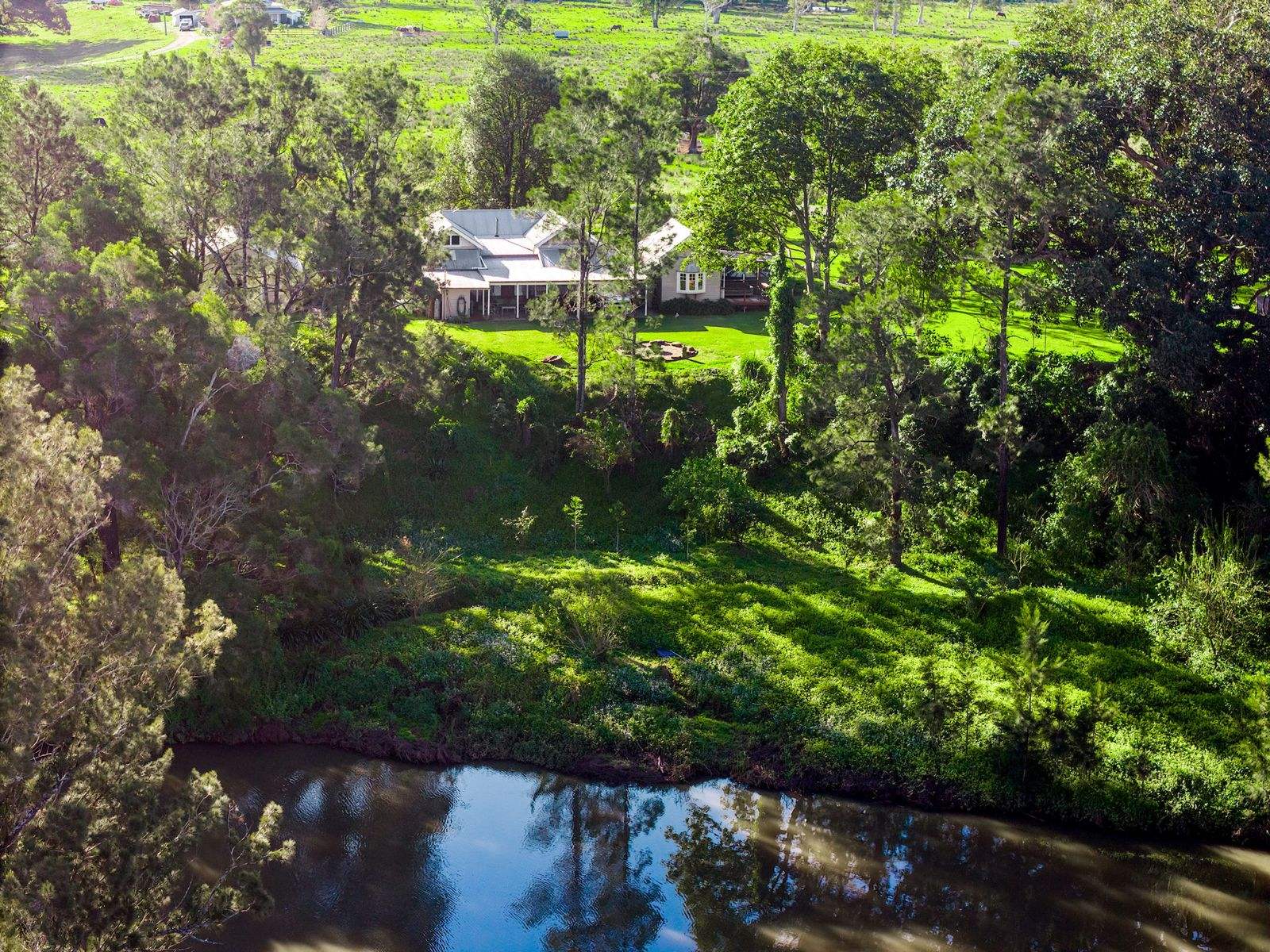 765 Tomki Tatham Road, Tatham For Sale by Farmbuy.com - image 20