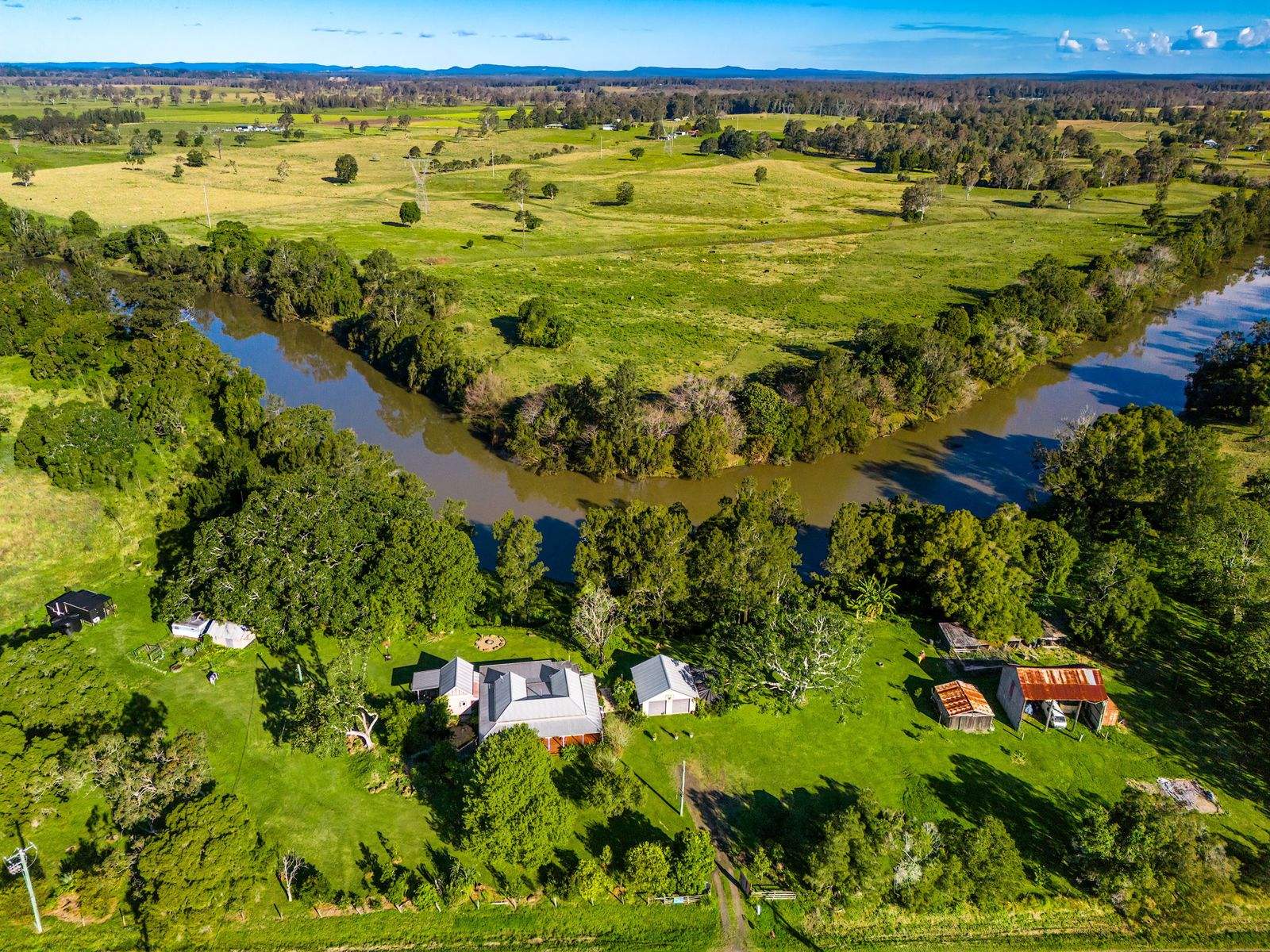 765 Tomki Tatham Road, Tatham For Sale by Farmbuy.com - image 5
