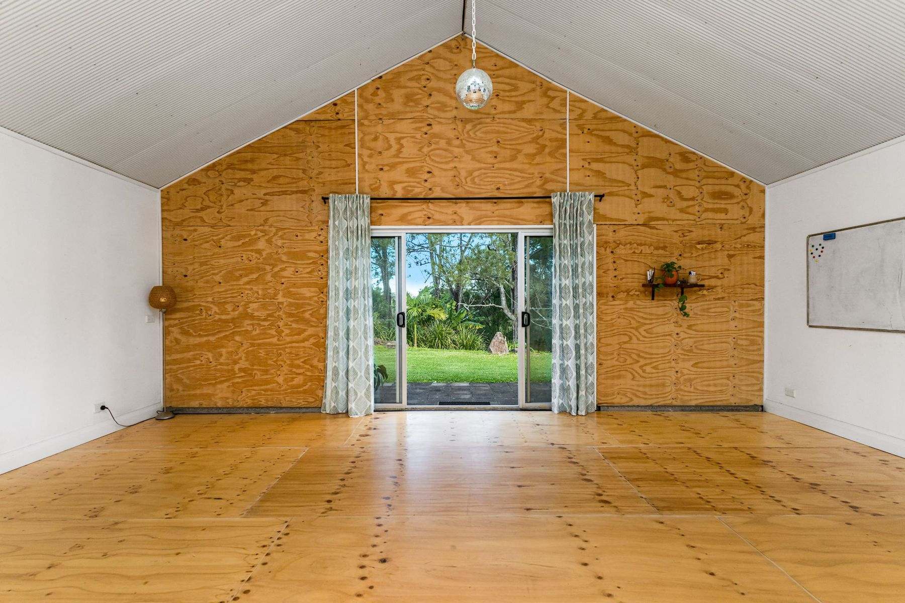 765 Tomki Tatham Road, Tatham For Sale by Farmbuy.com - image 23