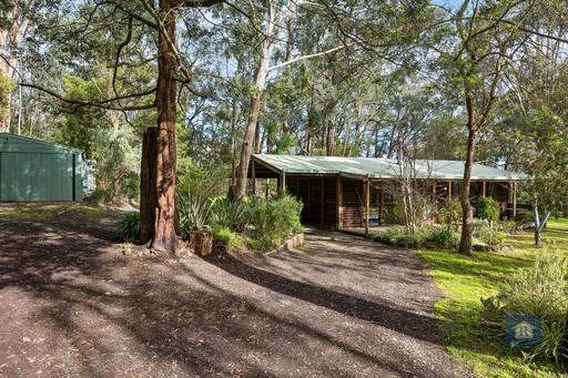 15 Mahers Road, Barwon Downs VIC 3243
