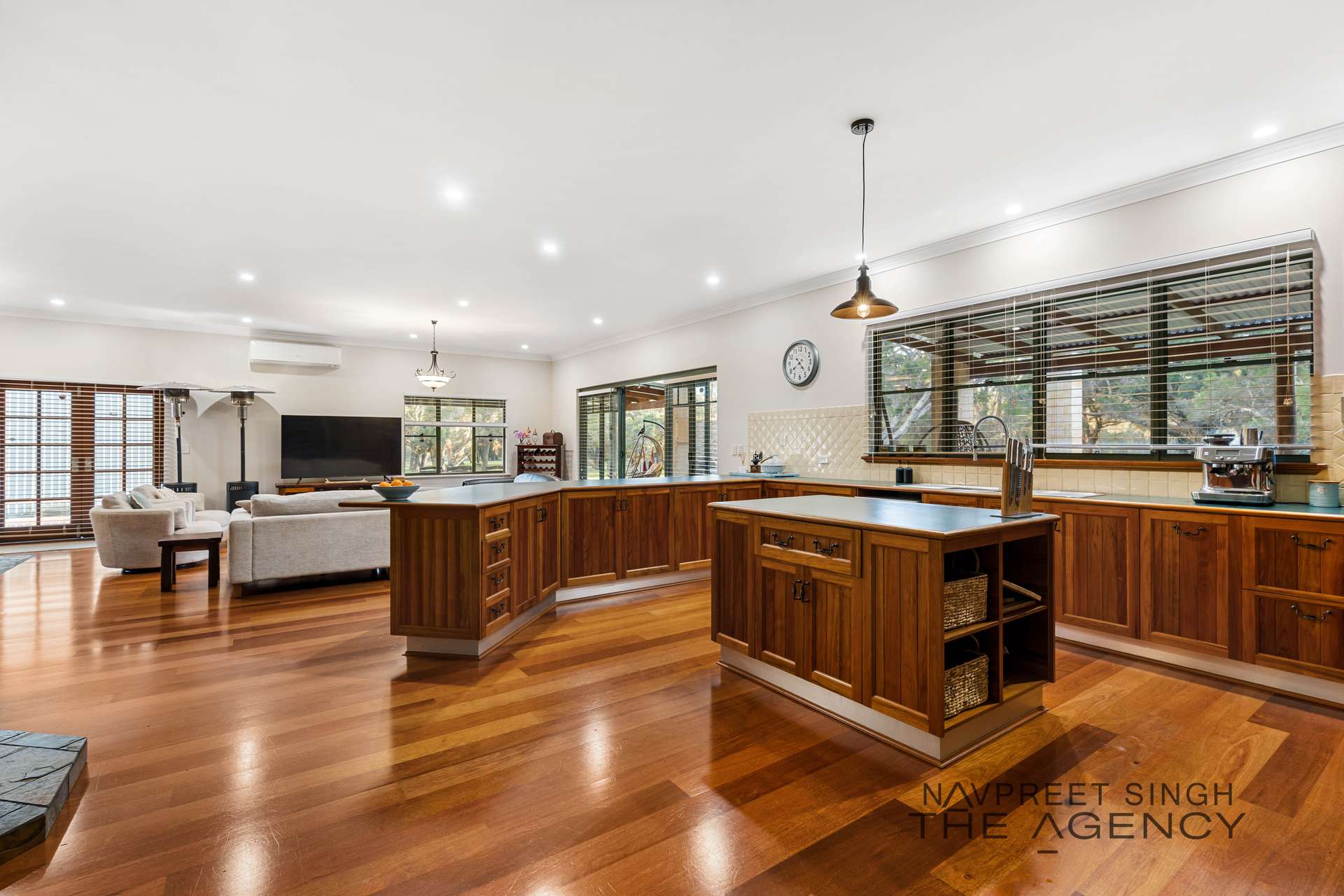 67 Old Dairy Court, Oakford For Sale by Farmbuy.com - image 14