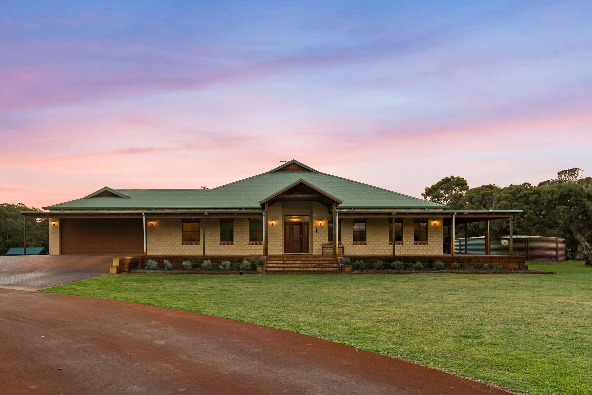67 Old Dairy Court, Oakford For Sale by Farmbuy.com - image 1
