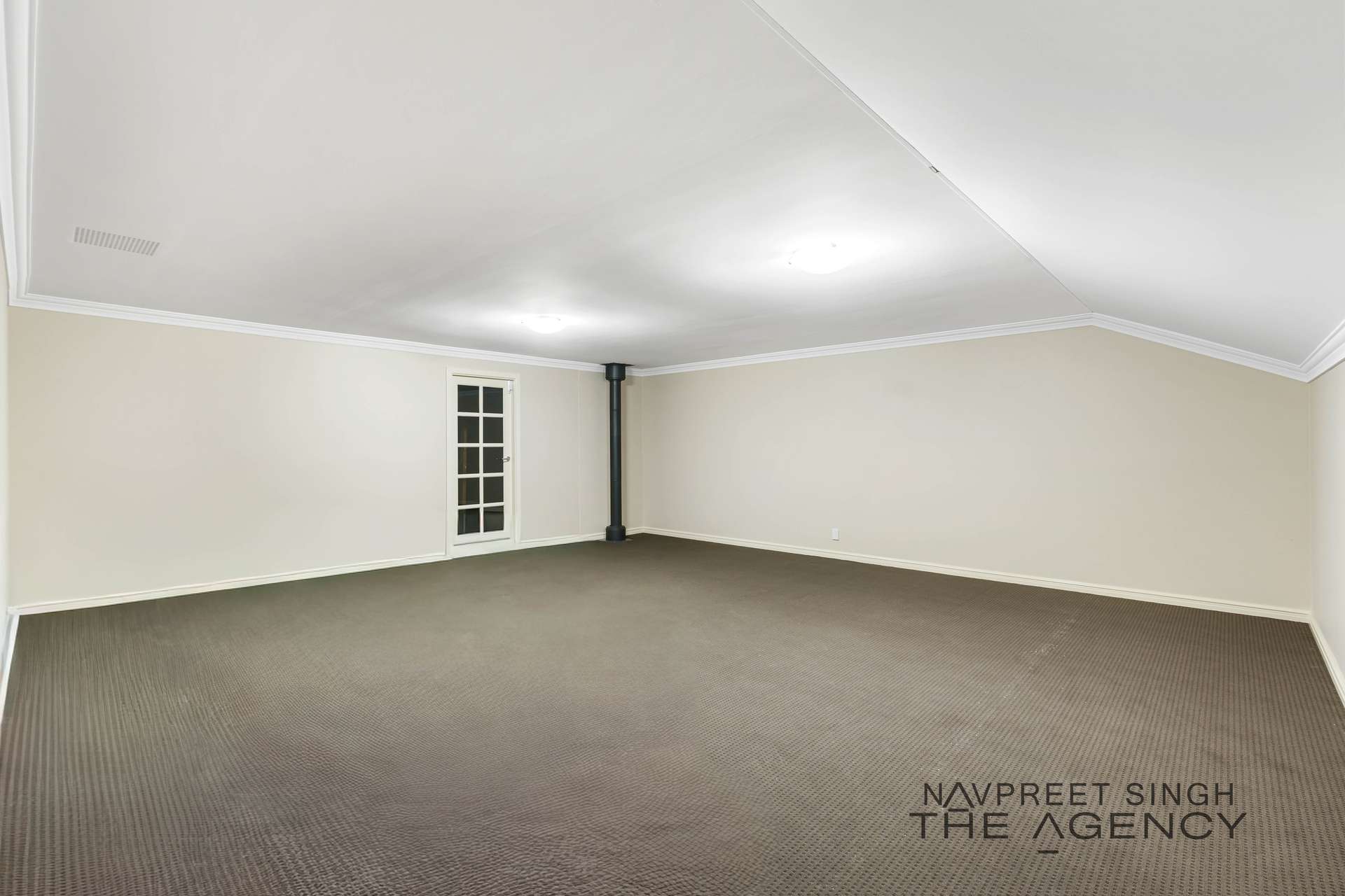 67 Old Dairy Court, Oakford For Sale by Farmbuy.com - image 25