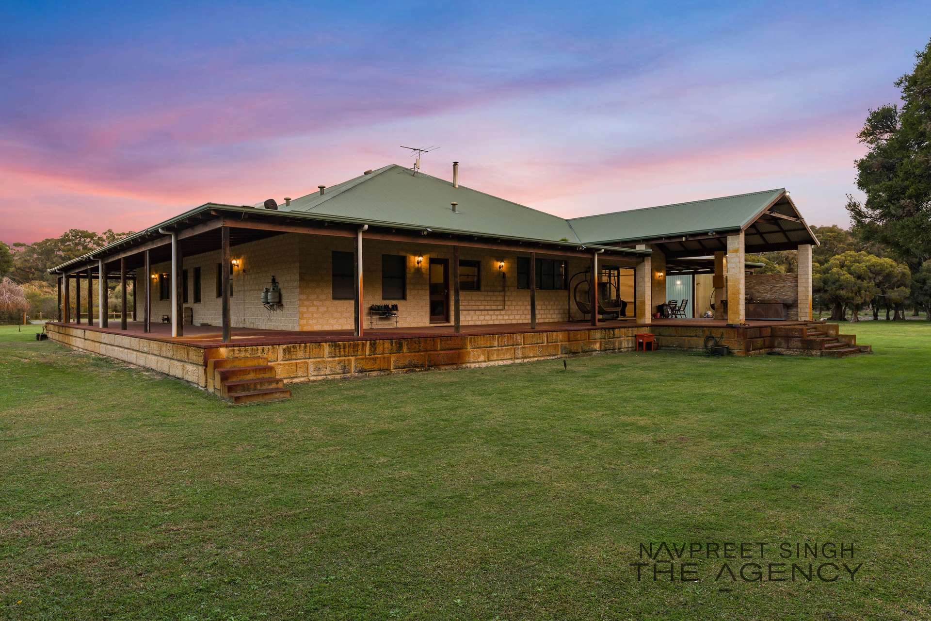 67 Old Dairy Court, Oakford For Sale by Farmbuy.com - image 28