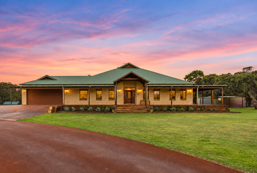 Farm For Sale - WA - Oakford - 6121 - A Magnificent Country Estate – Luxury, Space & Lifestyle Combined 