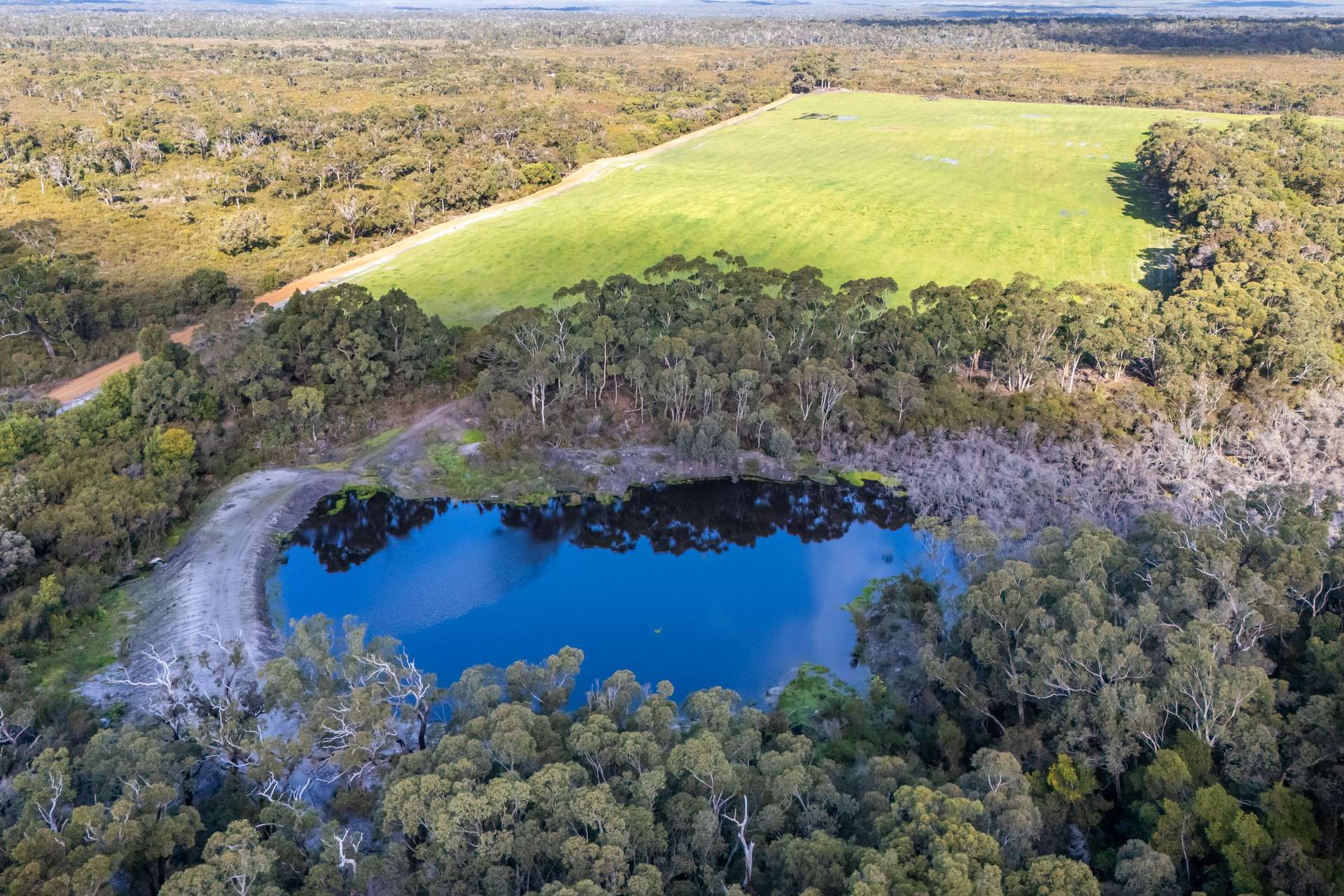 Lake Jasper For Sale by Farmbuy.com - image 6