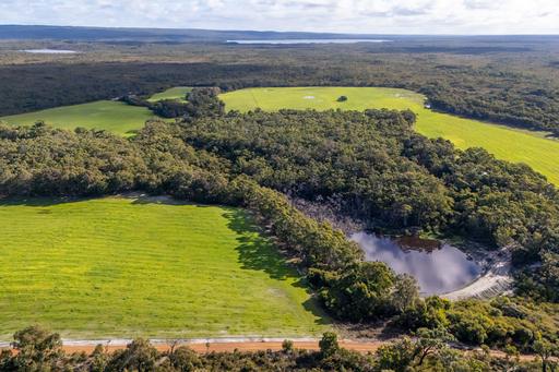 Farm For Sale - WA - Lake Jasper - 6260 - Productive Grazing Surrounded by National Park 