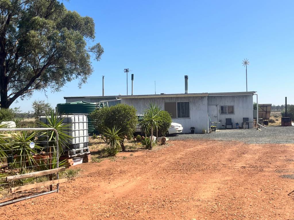 603 Charcoal Tank Road, West Wyalong For Sale by Farmbuy.com - image 19