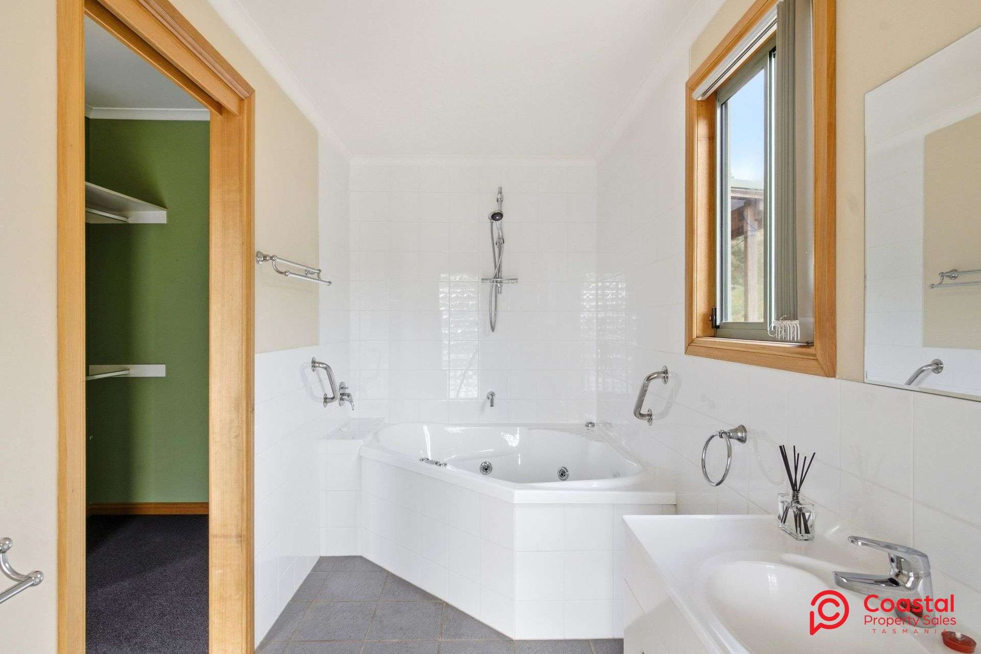200 Haywoods Road, Gunns Plains For Sale by Farmbuy.com - image 6