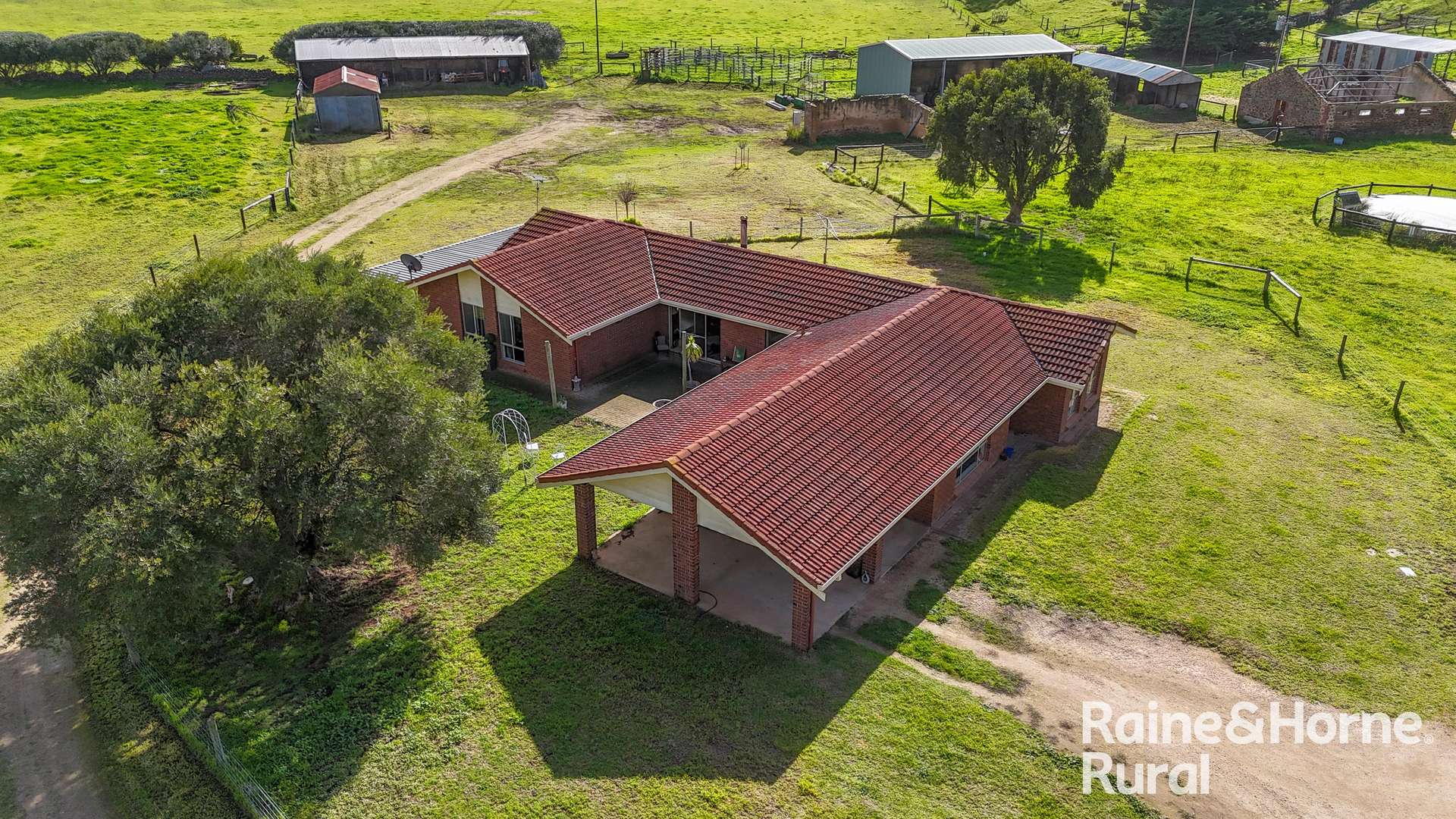 48 Mine Flat Road, Strathalbyn For Sale by Farmbuy.com - image 2