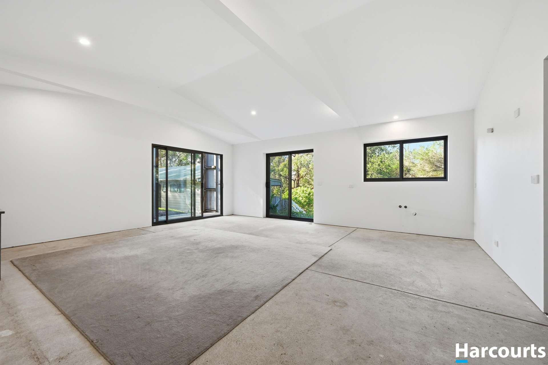 370 Boys Road, Buffalo For Sale by Farmbuy.com - image 16