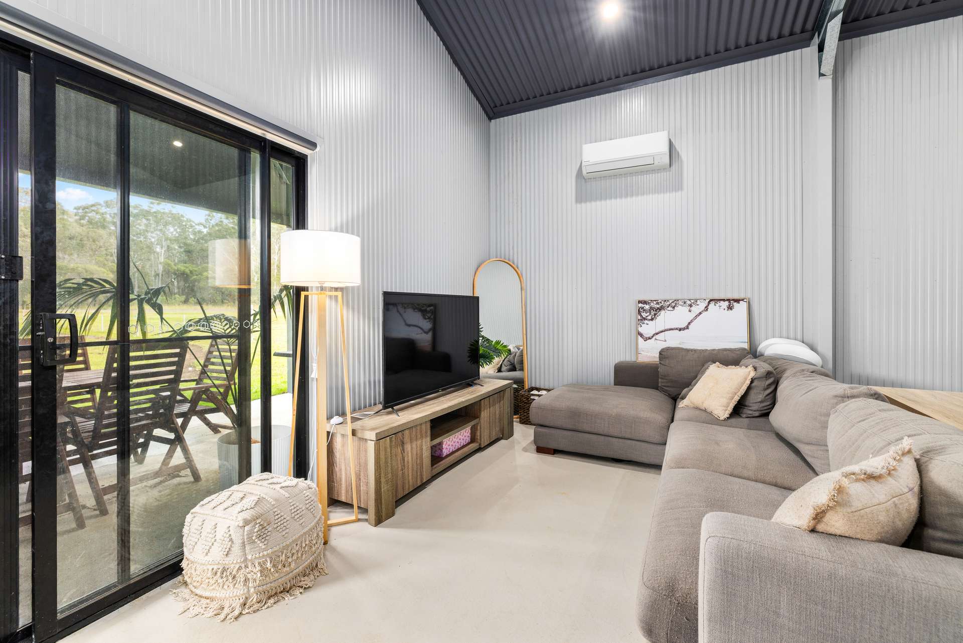 10 Julia View, Taree For Sale by Farmbuy.com - image 2