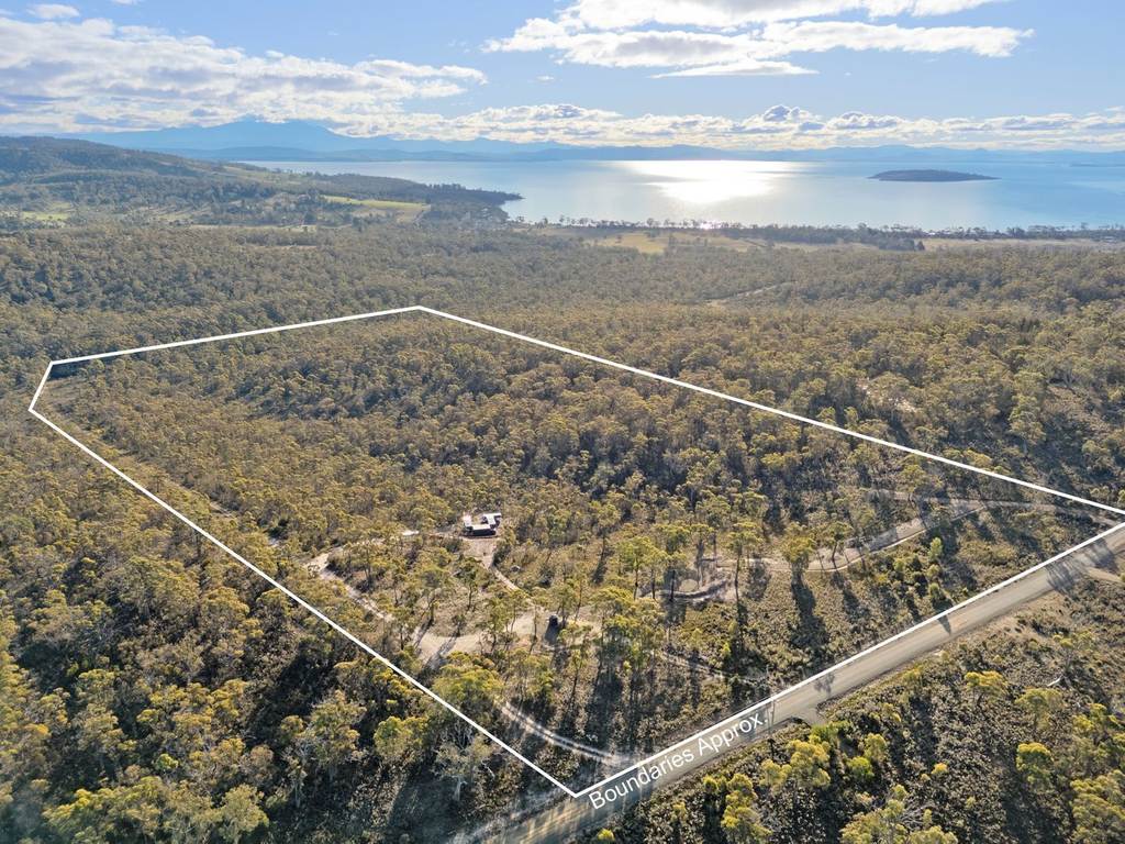 210 Heathy Hill Drive, Saltwater River TAS 7186