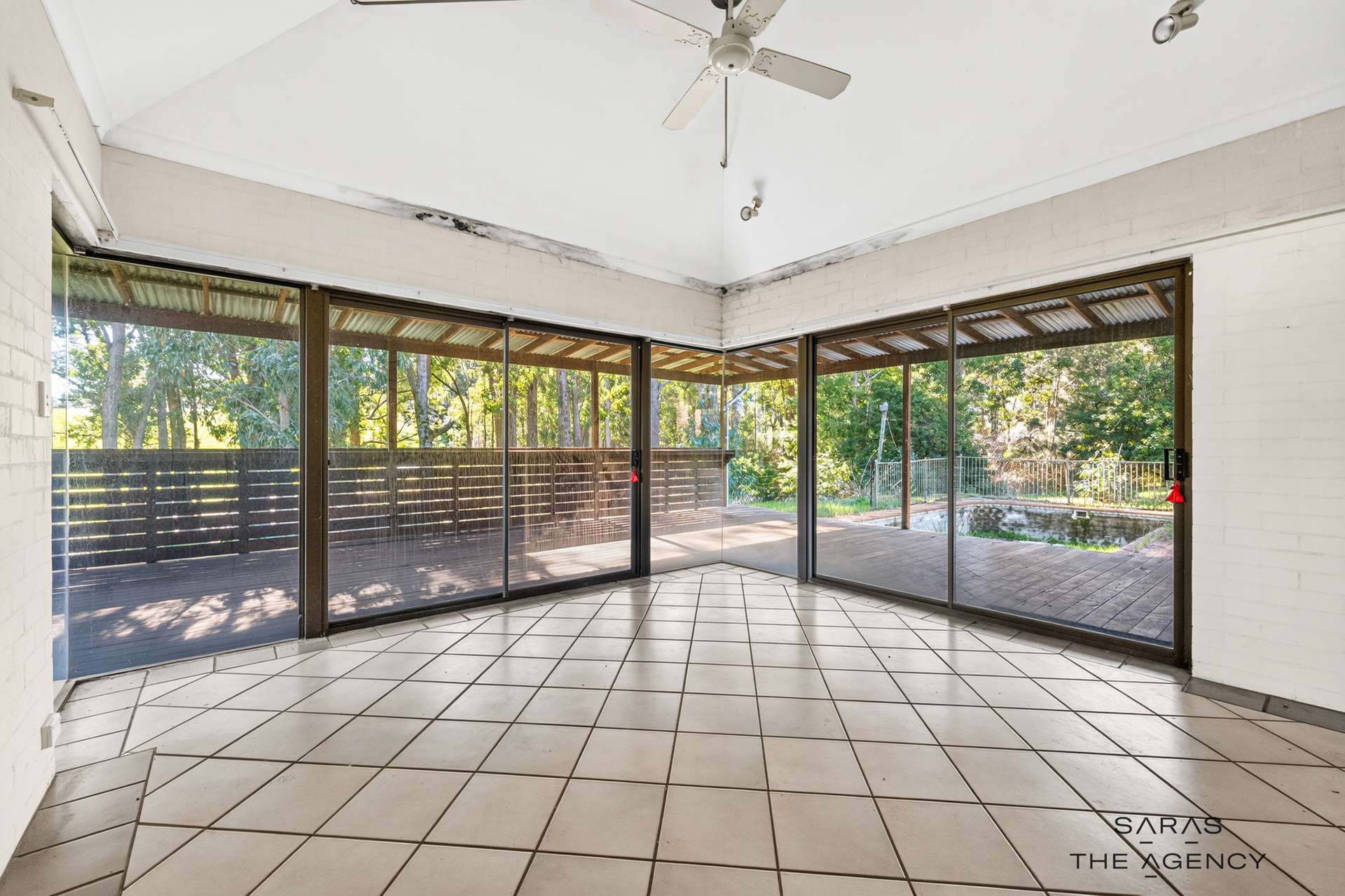317 Chevin Road, Roleystone For Sale by Farmbuy.com - image 21