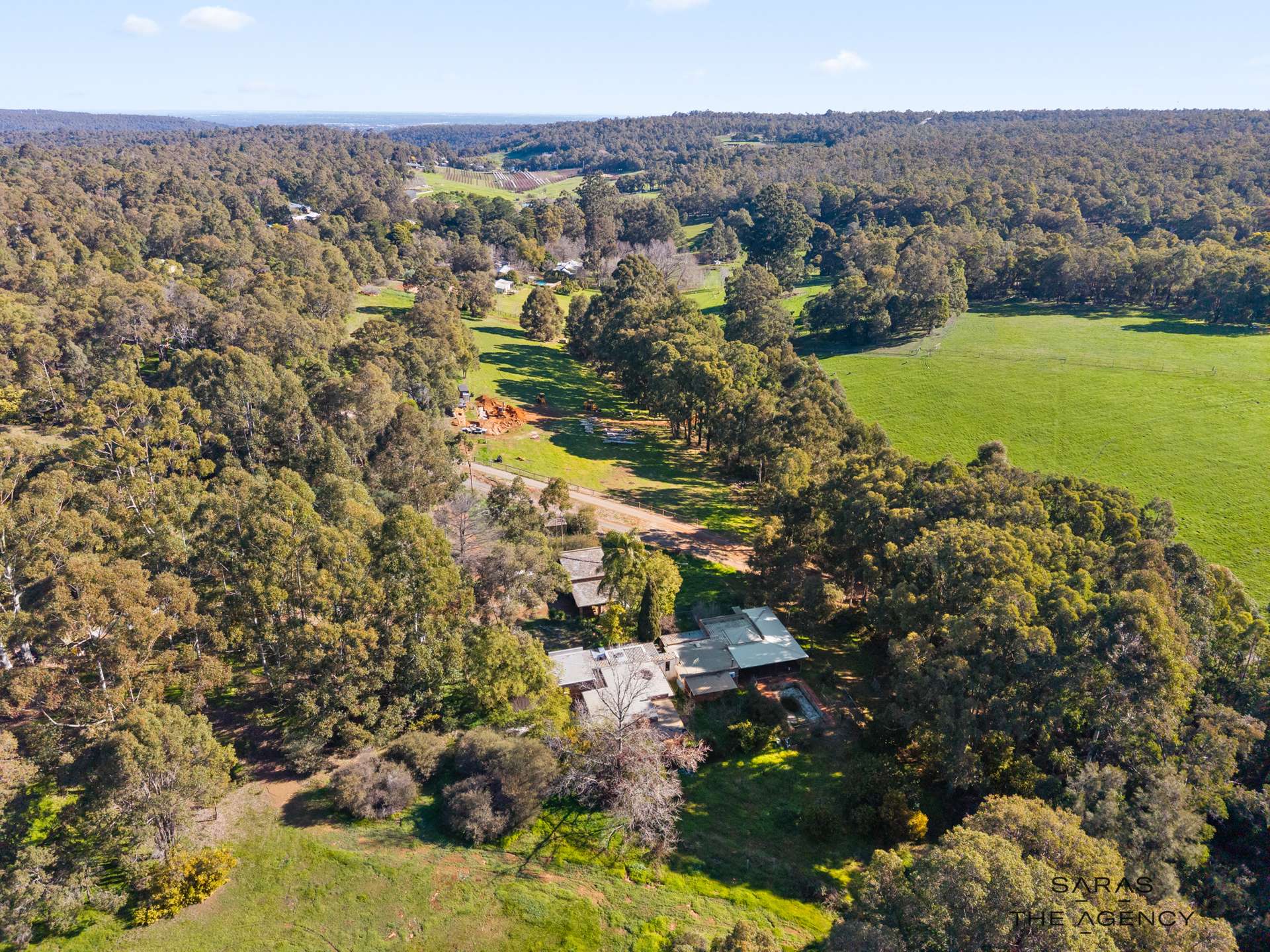 317 Chevin Road, Roleystone For Sale by Farmbuy.com - image 32